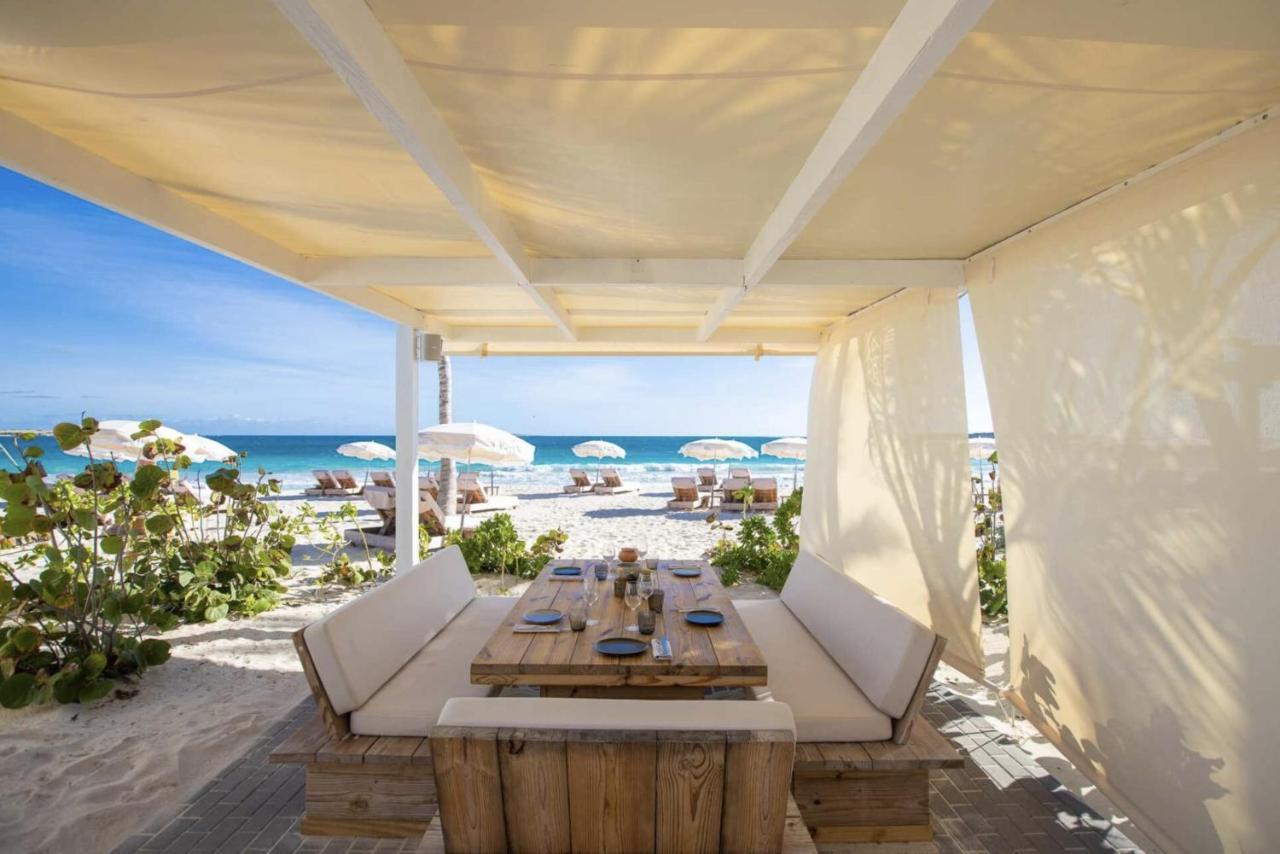 Appartamento Front Line Unit 520 Ft2 - 48 M2, On Second Floor, Stunning Ocean View Cul de Sac Esterno foto