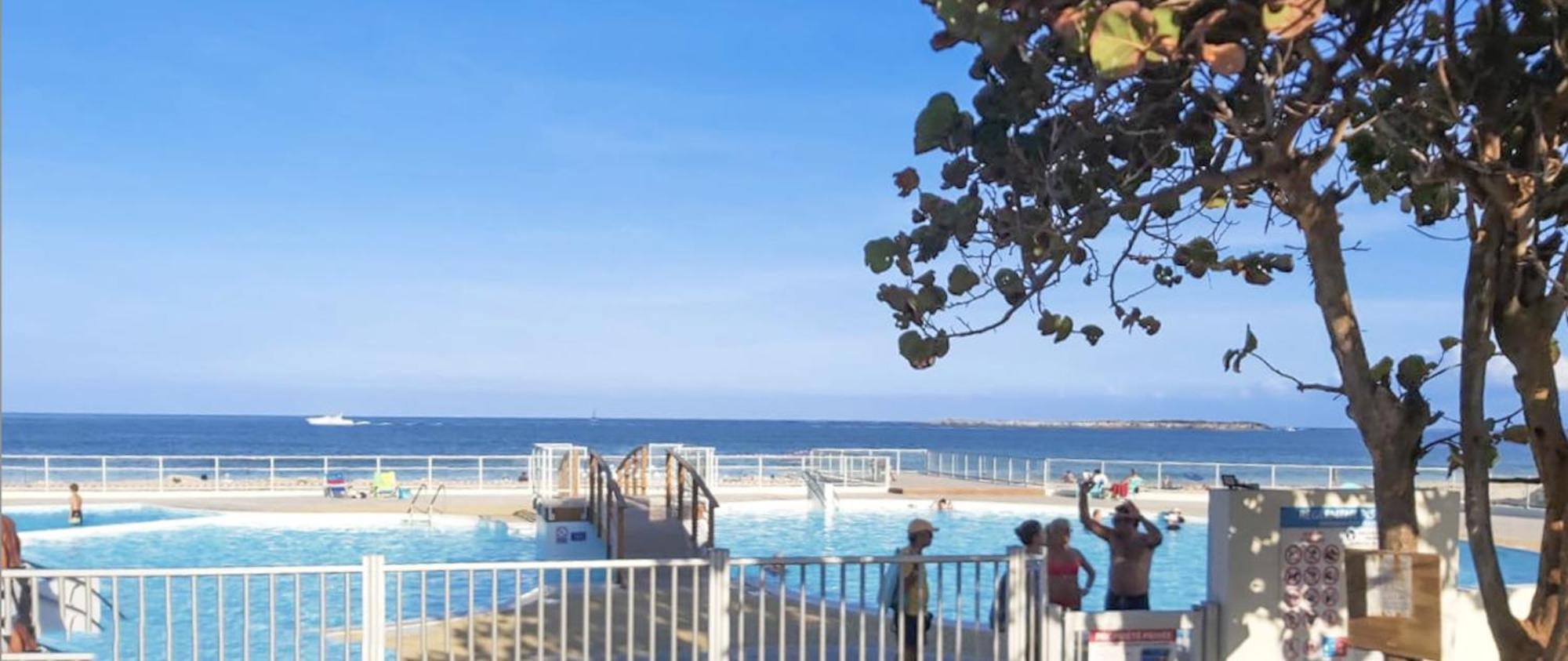 Appartamento Front Line Unit 520 Ft2 - 48 M2, On Second Floor, Stunning Ocean View Cul de Sac Esterno foto