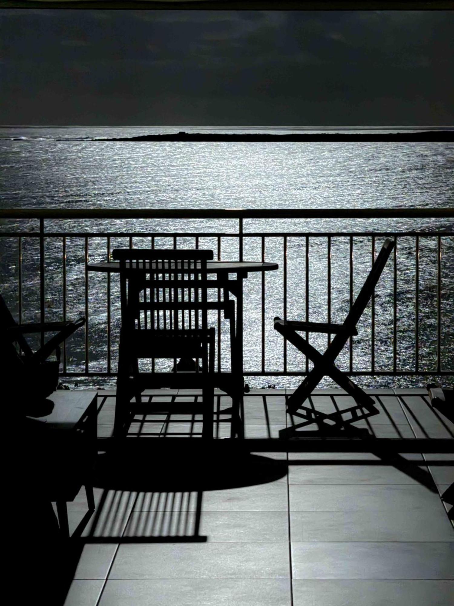 Appartamento Front Line Unit 520 Ft2 - 48 M2, On Second Floor, Stunning Ocean View Cul de Sac Esterno foto