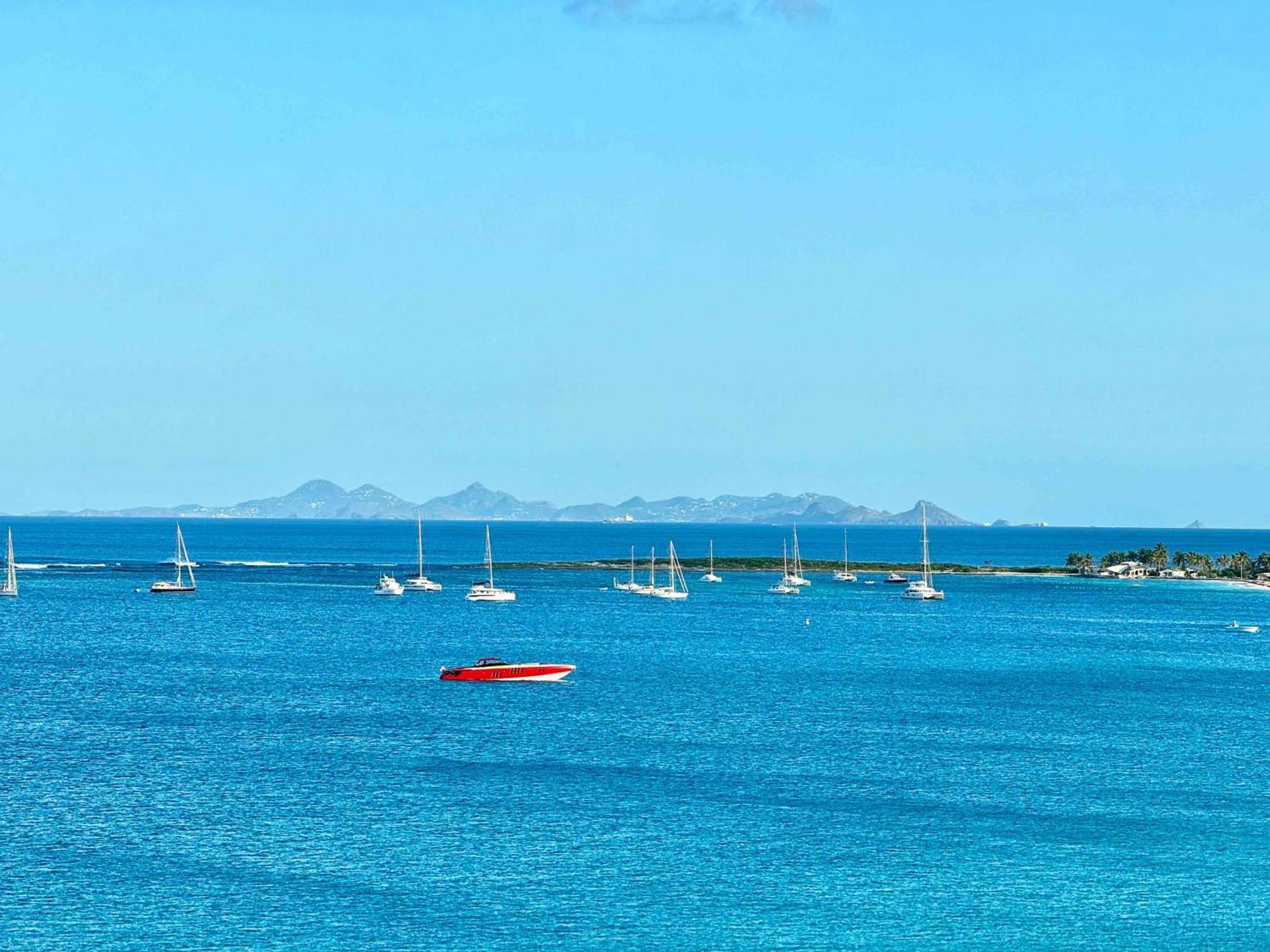 Appartamento Front Line Unit 520 Ft2 - 48 M2, On Second Floor, Stunning Ocean View Cul de Sac Esterno foto